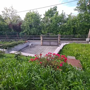 Garden House Trezzo , Trezzo sullʼAdda Italia